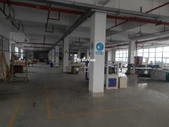 上下两层，带消防喷淋