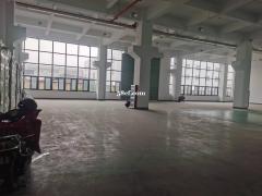 吴江友谊开发区一楼1000平方带办公区 高8米 场地大